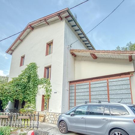 Laura Happy Guest House Tenay 외부 사진